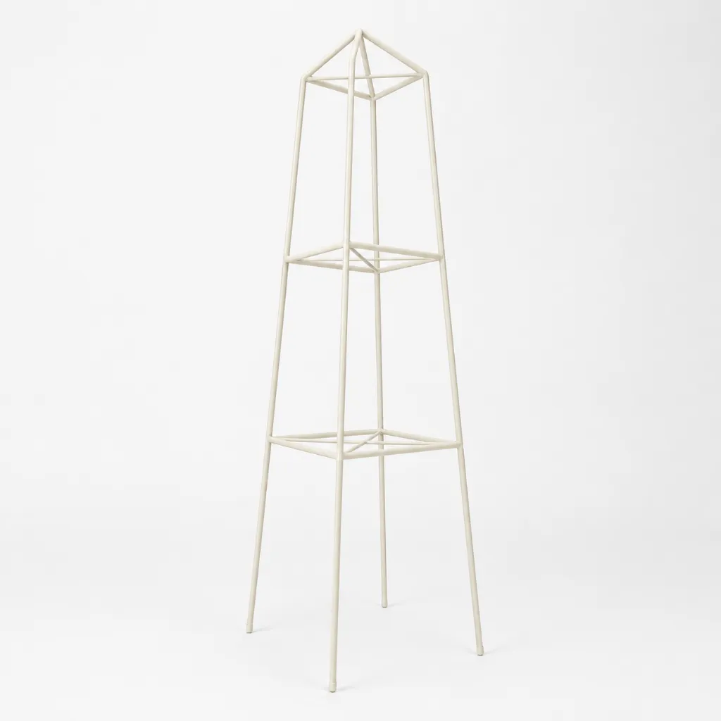 Totem de acero perspectiva ivory.webp